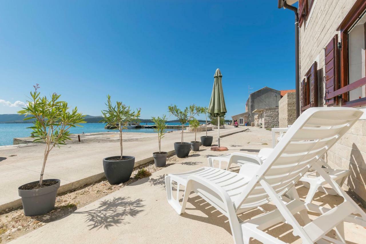 Apartment Island Dream Krapanj Extérieur photo